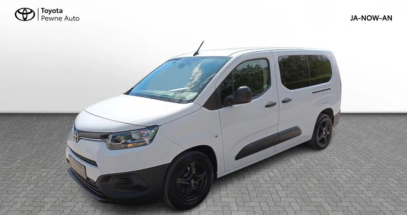 samochody osobowe Toyota Proace City Verso cena 103900 przebieg: 76800, rok produkcji 2020 z Ryki